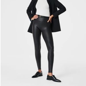 Spanx faux leather leggings size medium.